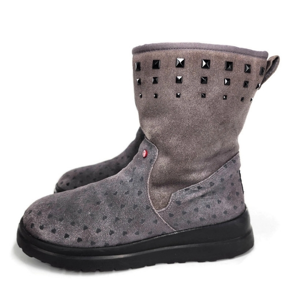UGG I Heart Rock 'N Roll Grey Printed Hearts Black Studded Pull-On Short Boots - Picture 5 of 15